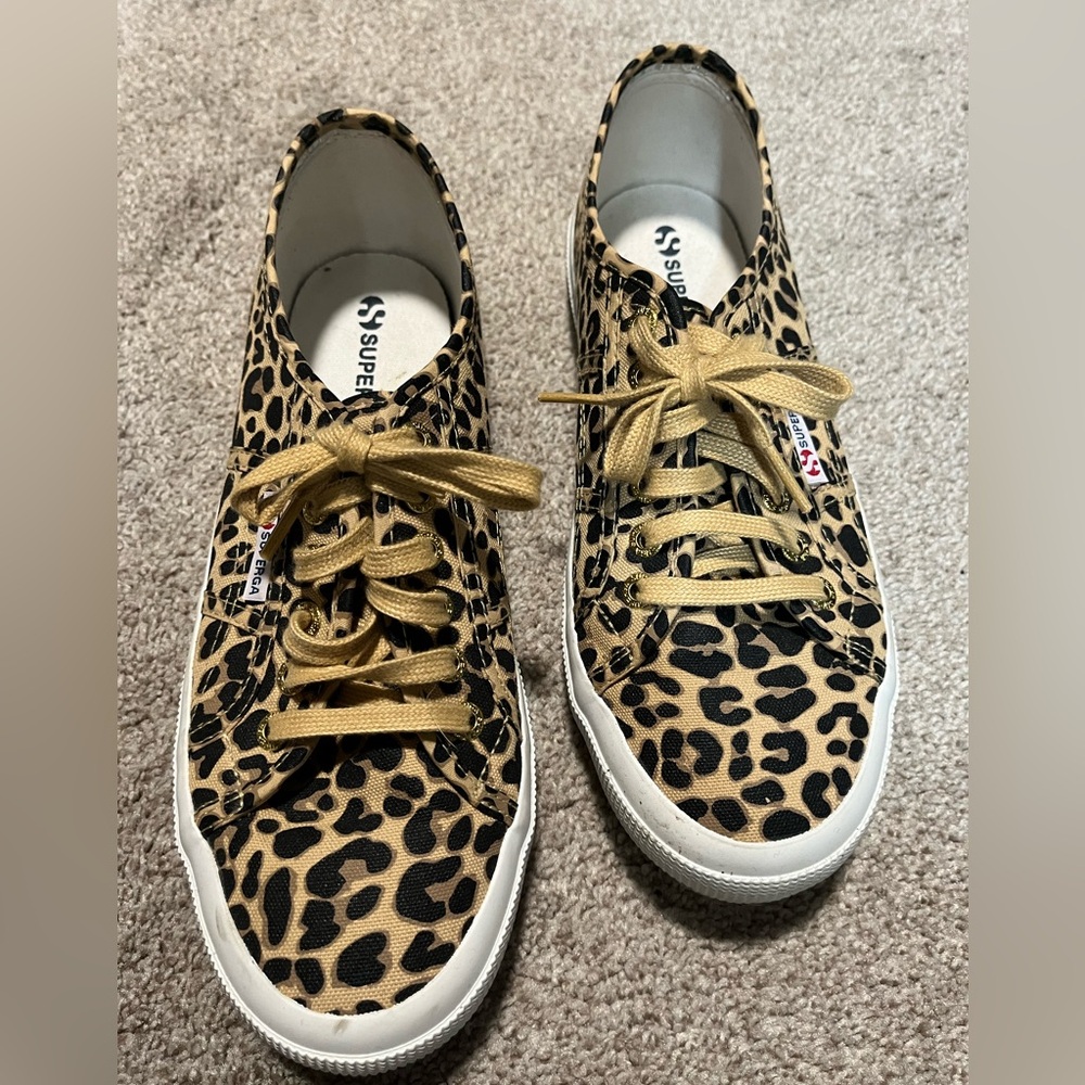 Cheetah print superga tennis shoe